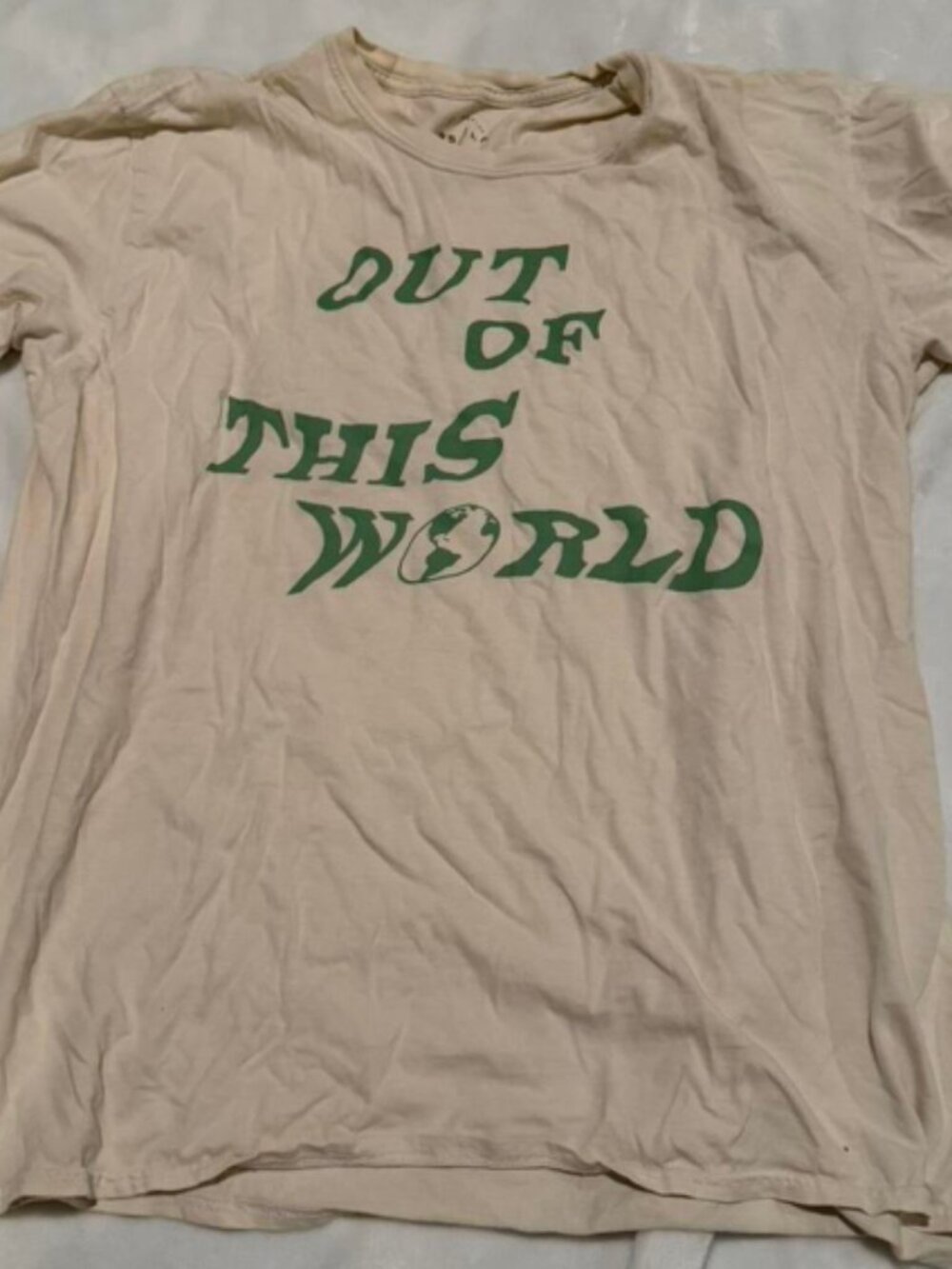 OUT OF THE WORLD "Creative Printed T-shirt